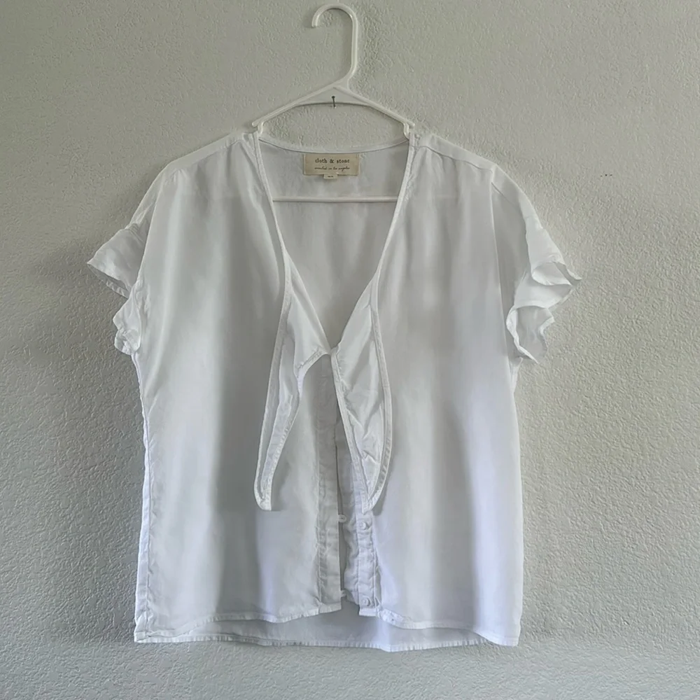 Cloth and Stone White Button Top XS - Picture 2 of 6